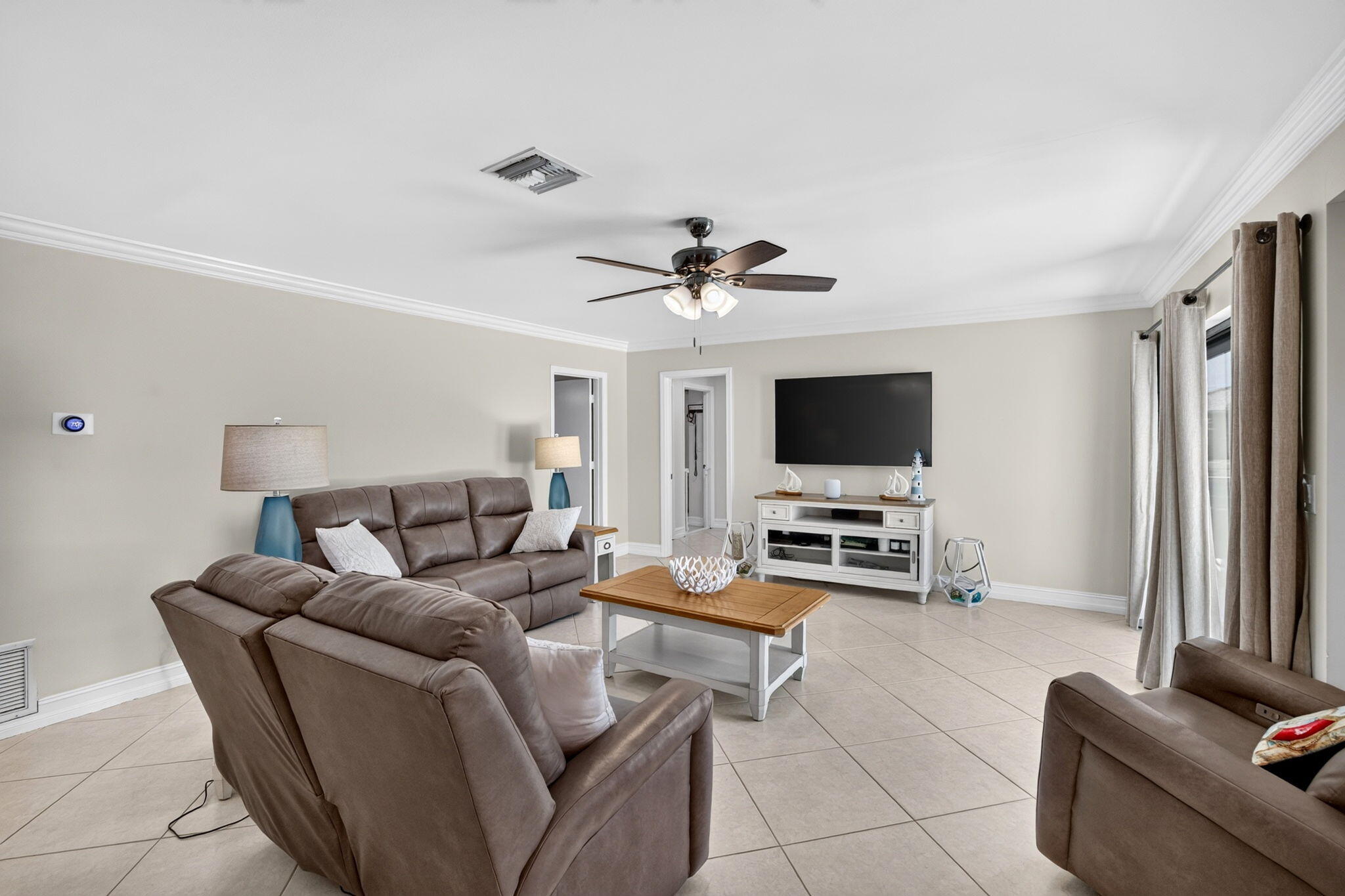 5570 NE 26th, Fort Lauderdale FL 33308