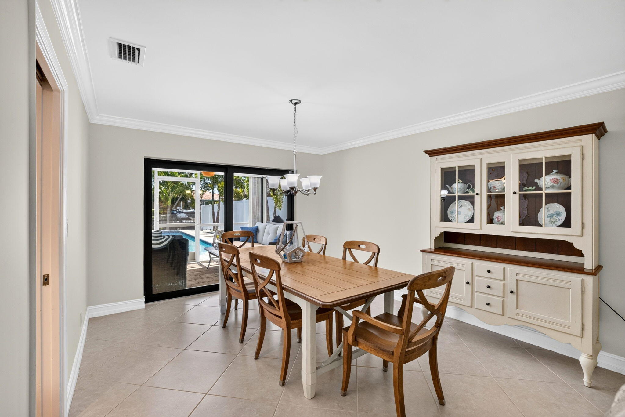 5570 NE 26th, Fort Lauderdale FL 33308