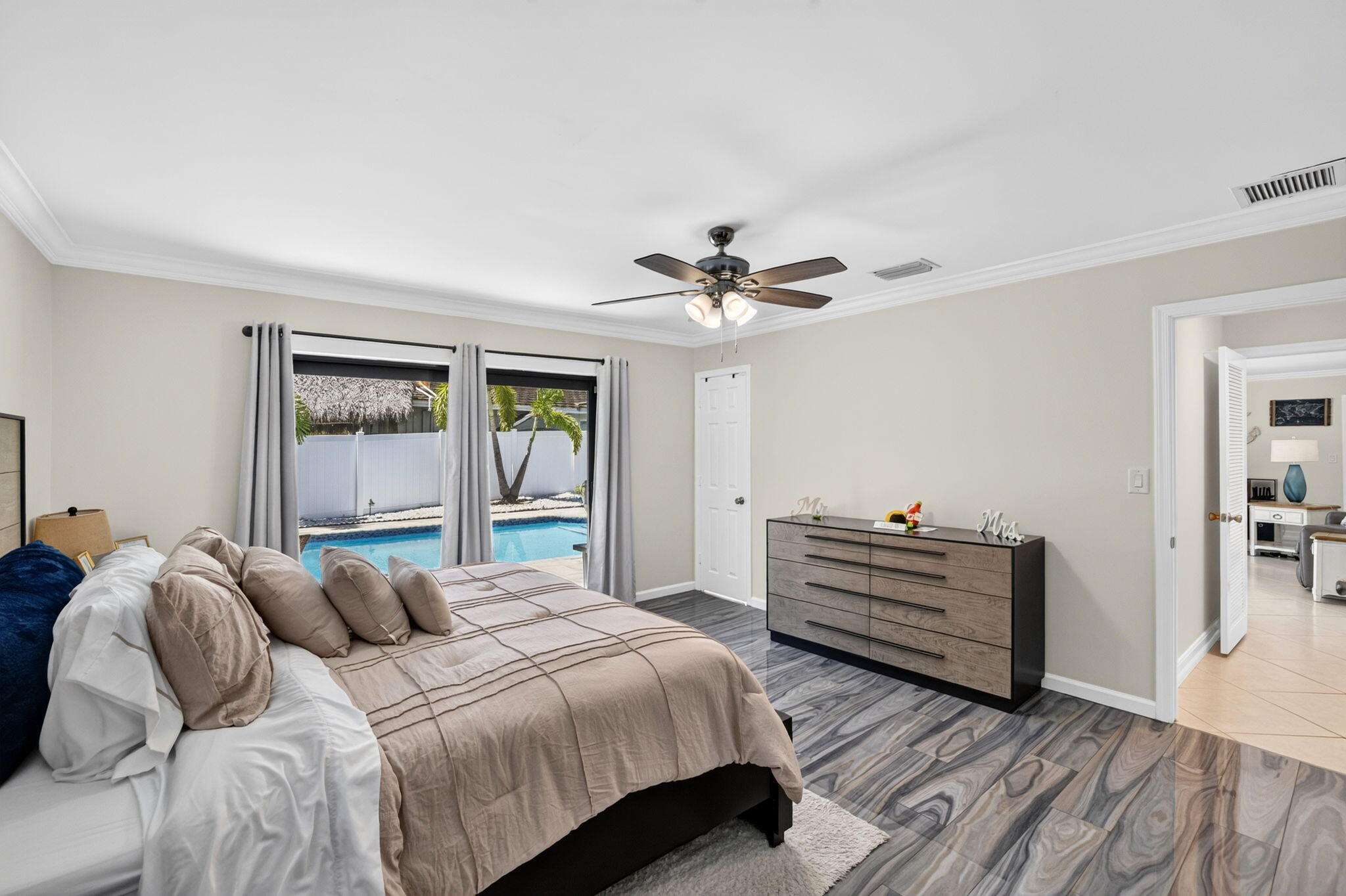 5570 NE 26th, Fort Lauderdale FL 33308