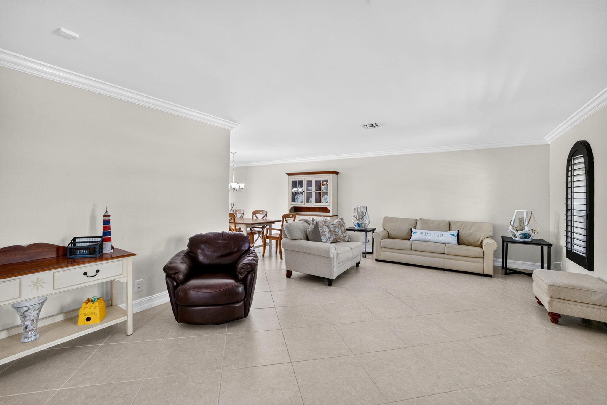 5570 NE 26th, Fort Lauderdale FL 33308