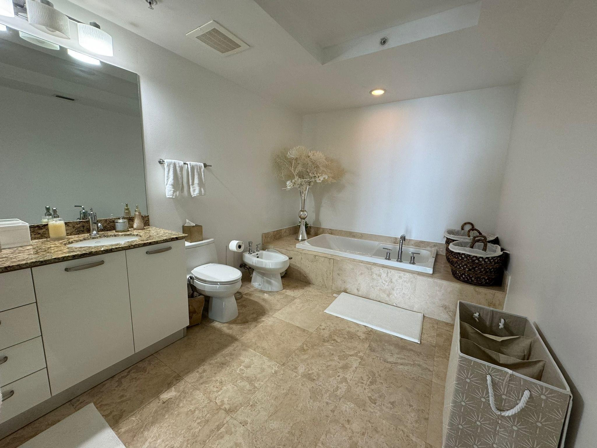 704 N Ocean #504, Pompano Beach FL 33062