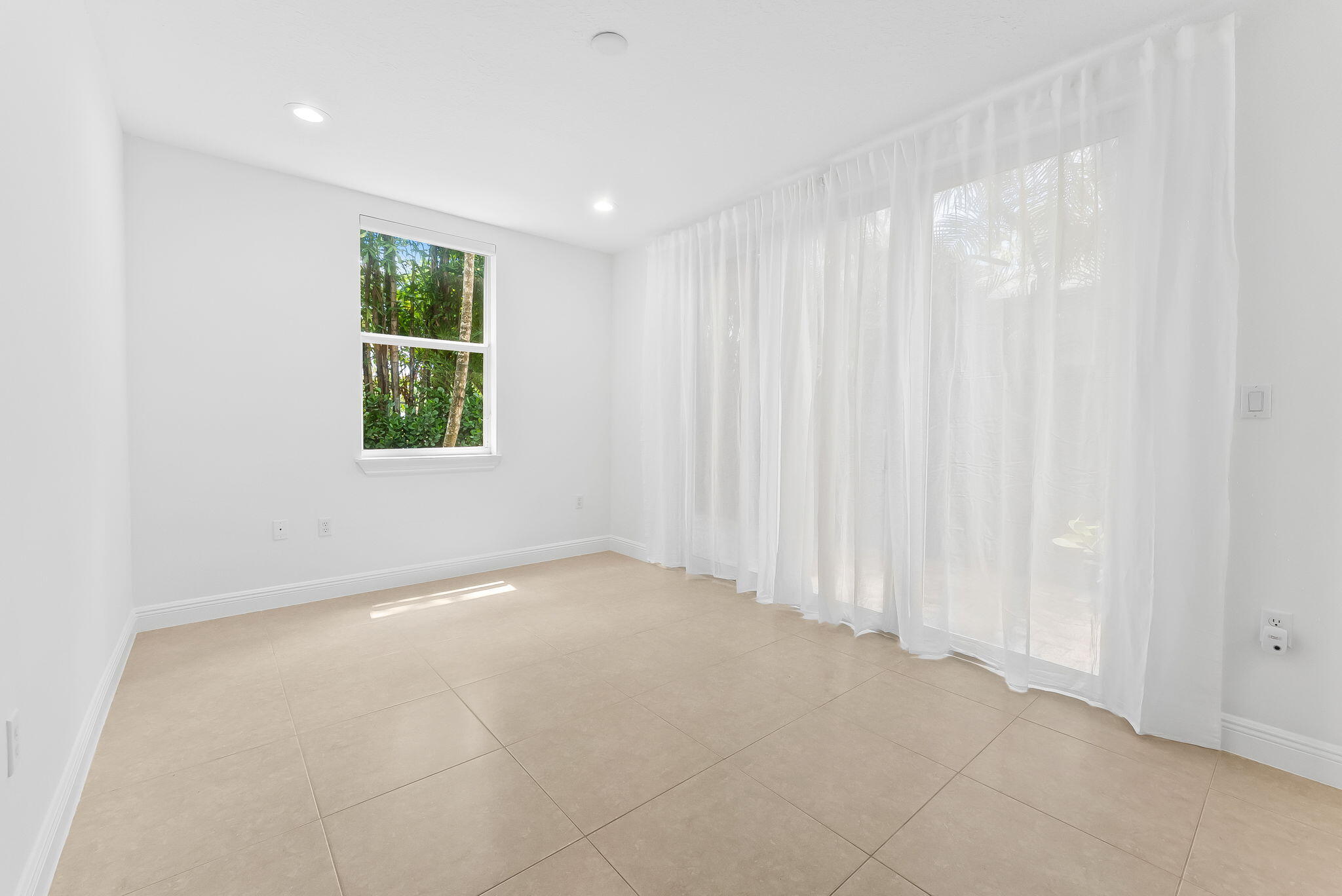 725 SW 4th, Fort Lauderdale FL 33315