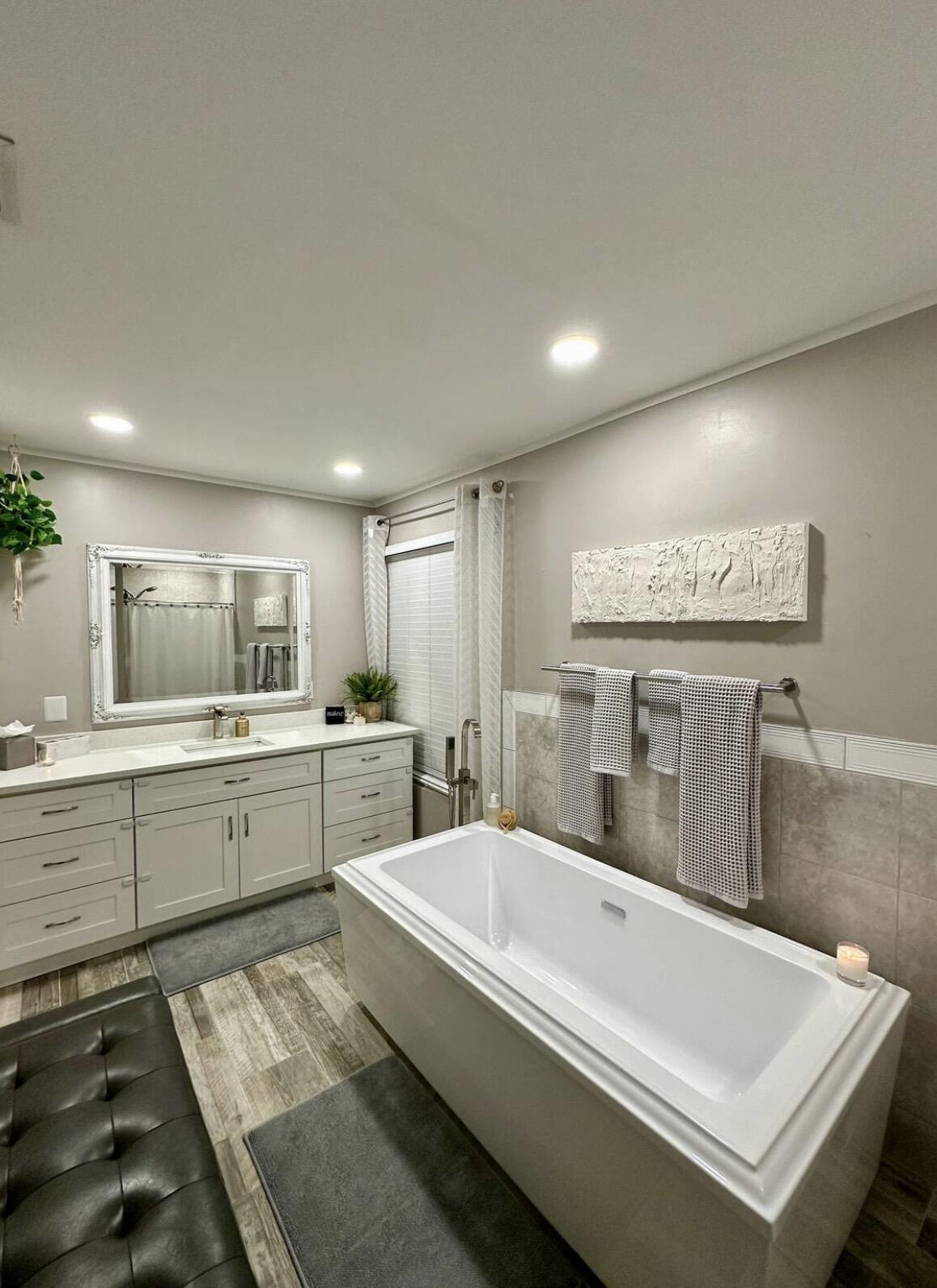 528 Date Palm, Lake Park FL 33403
