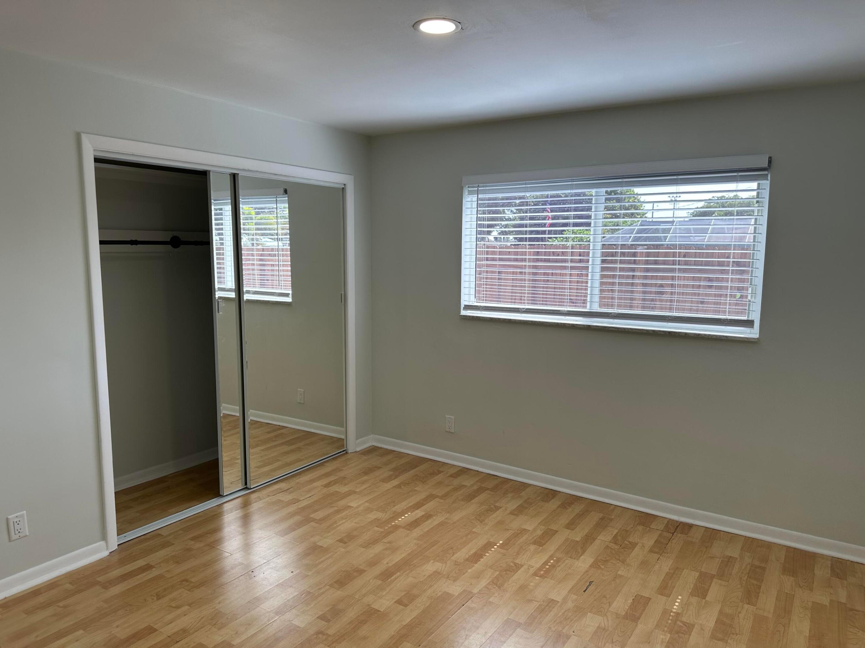 528 Date Palm, Lake Park FL 33403