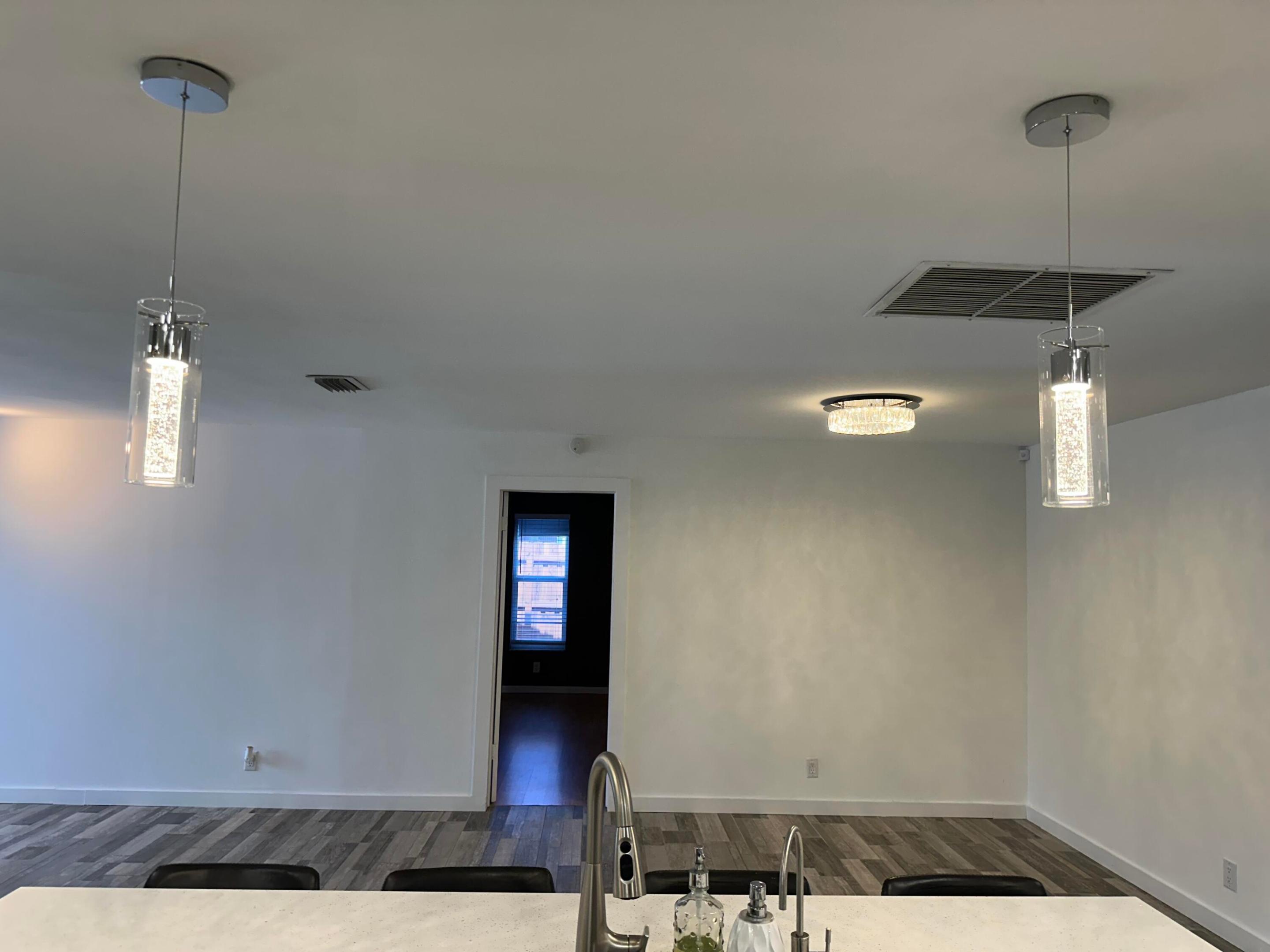 528 Date Palm, Lake Park FL 33403