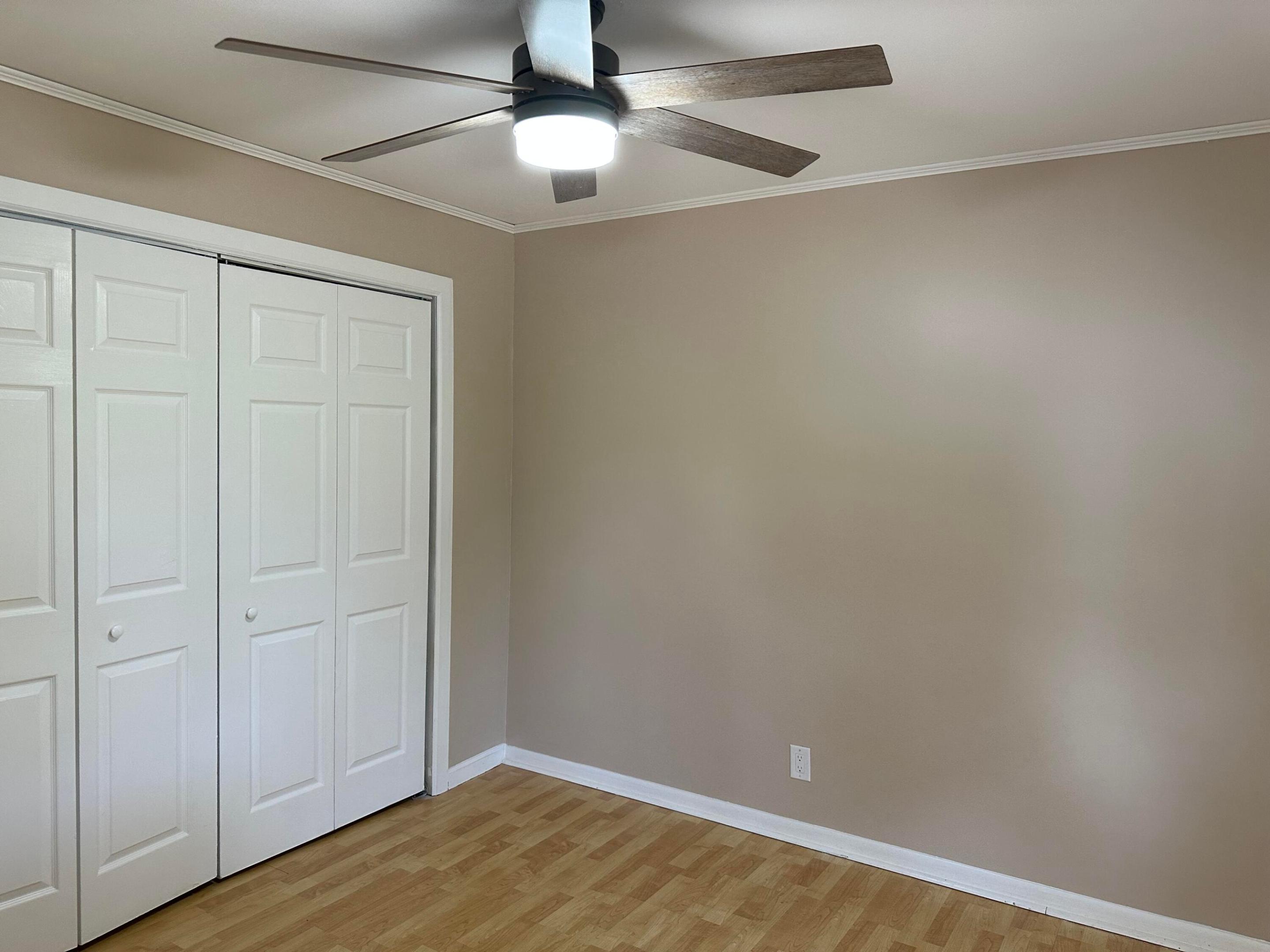 528 Date Palm, Lake Park FL 33403