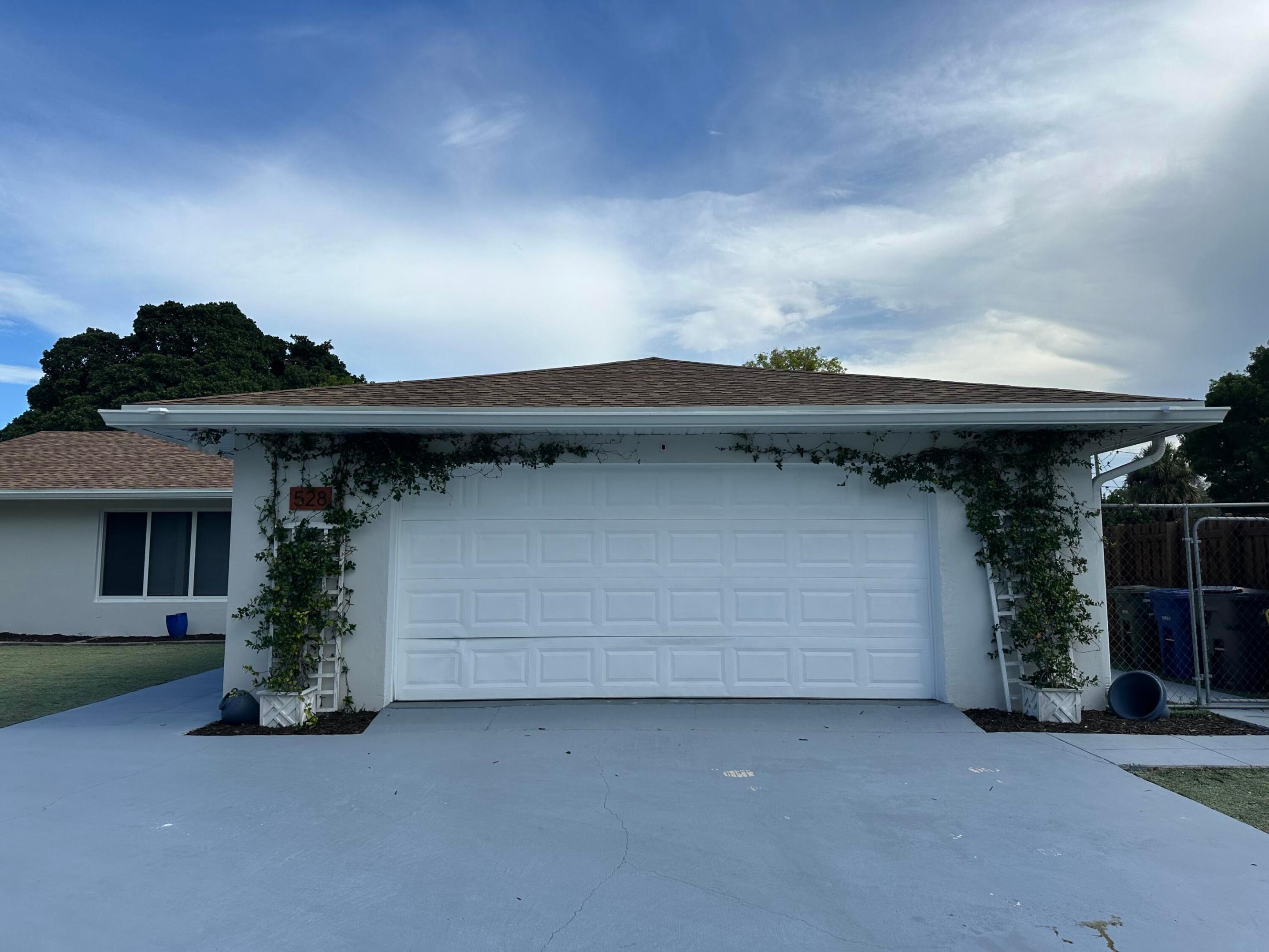 528 Date Palm, Lake Park FL 33403