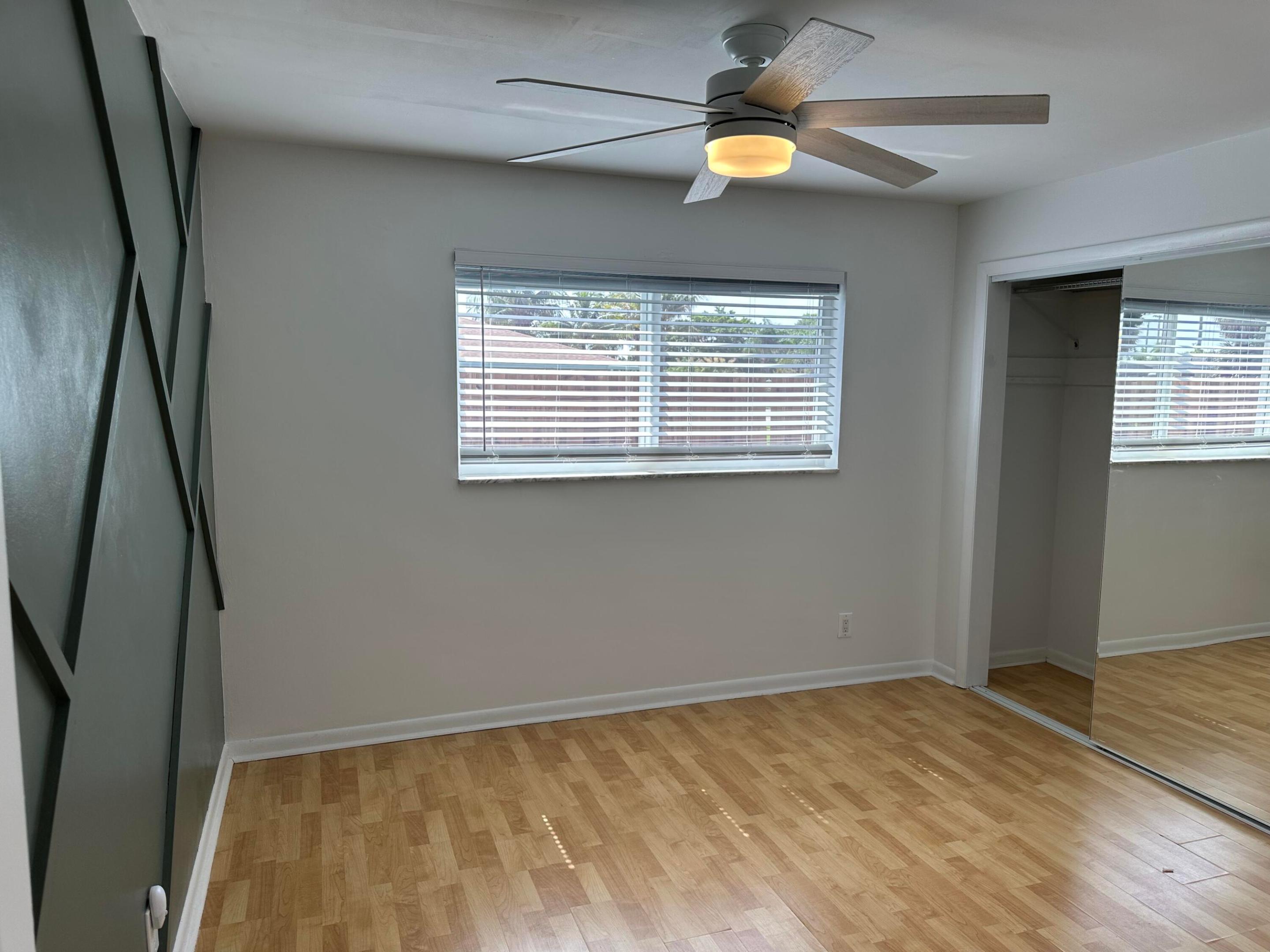 528 Date Palm, Lake Park FL 33403