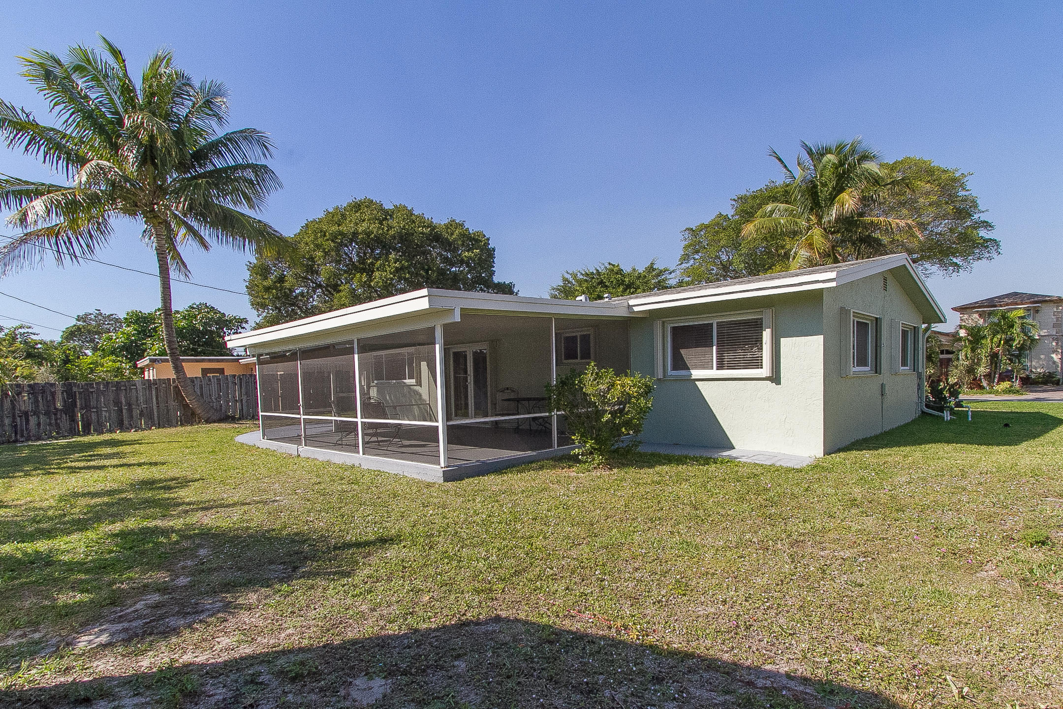 116 NW 8th, Boca Raton FL 33432