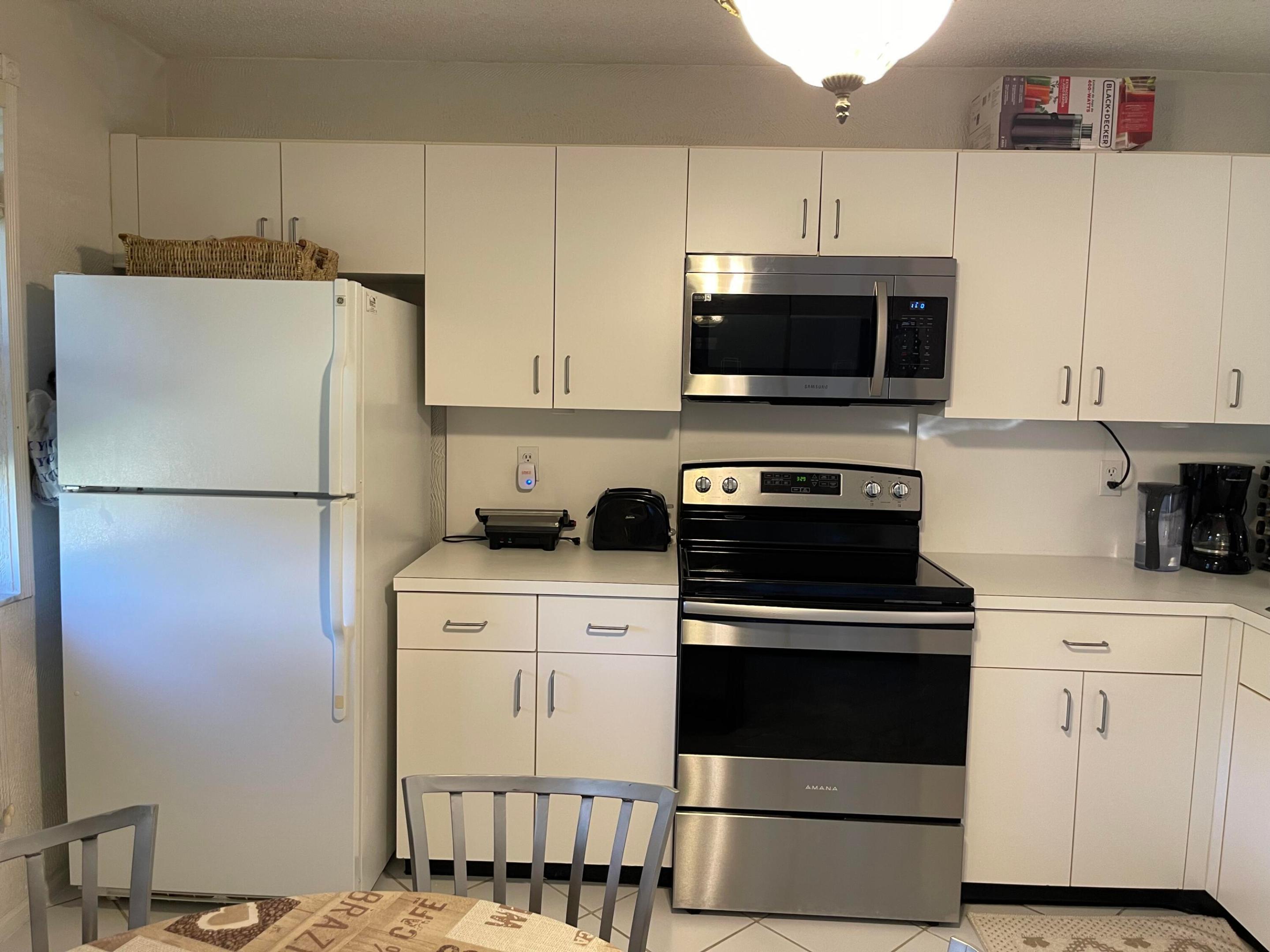 6650 Montego Bay #F, Boca Raton FL 33433
