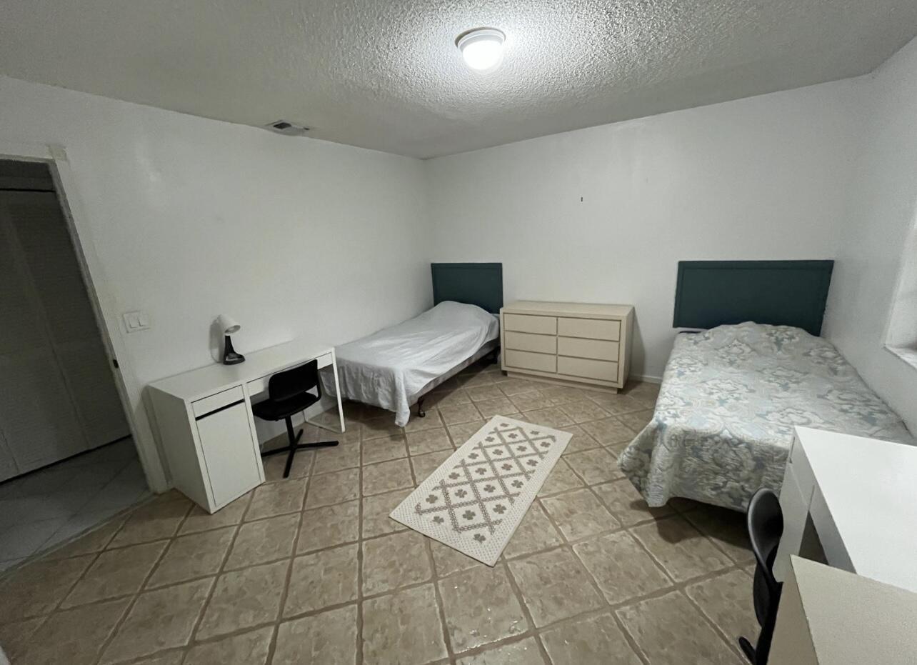 6650 Montego Bay #F, Boca Raton FL 33433