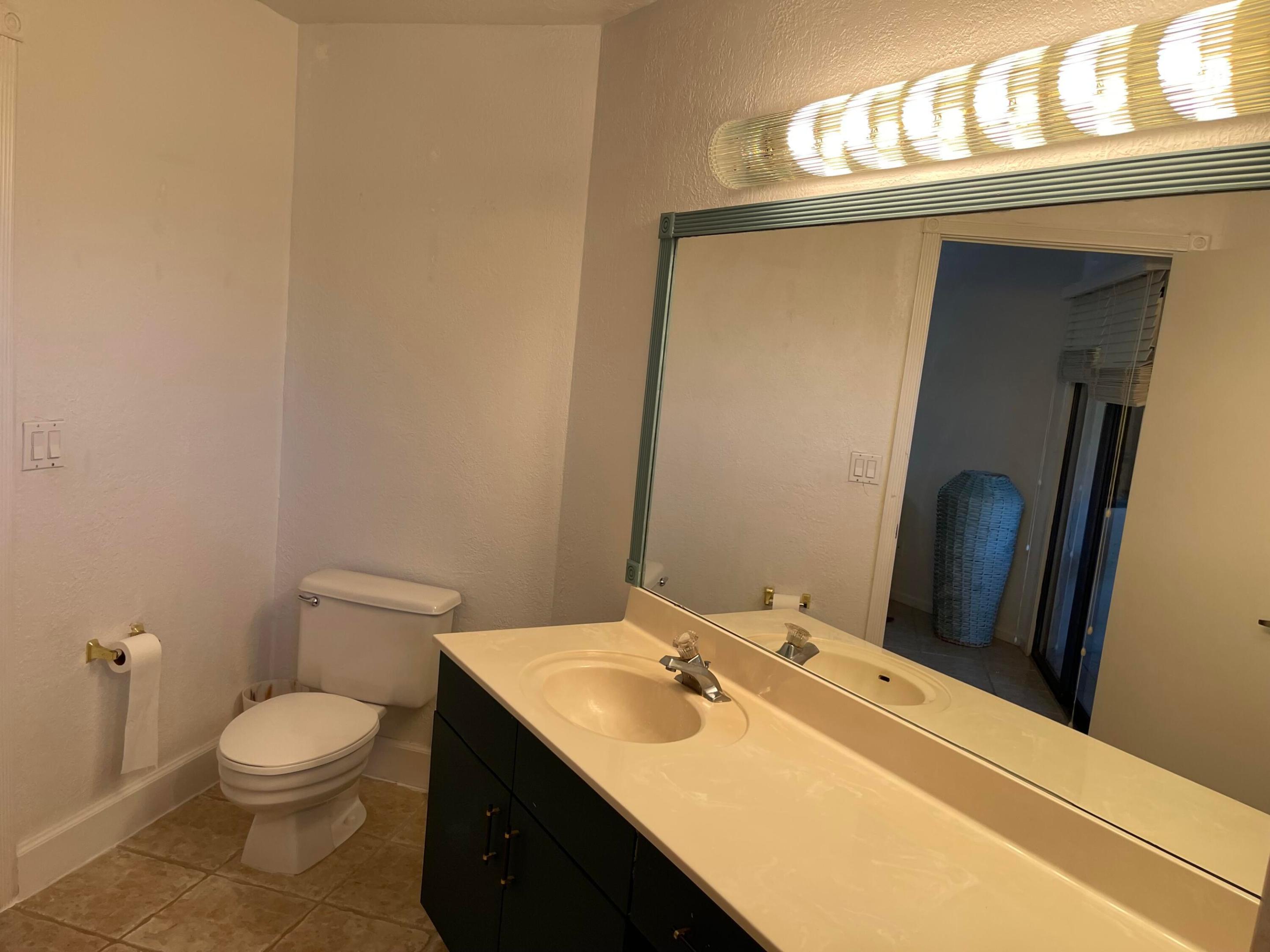 6650 Montego Bay #F, Boca Raton FL 33433
