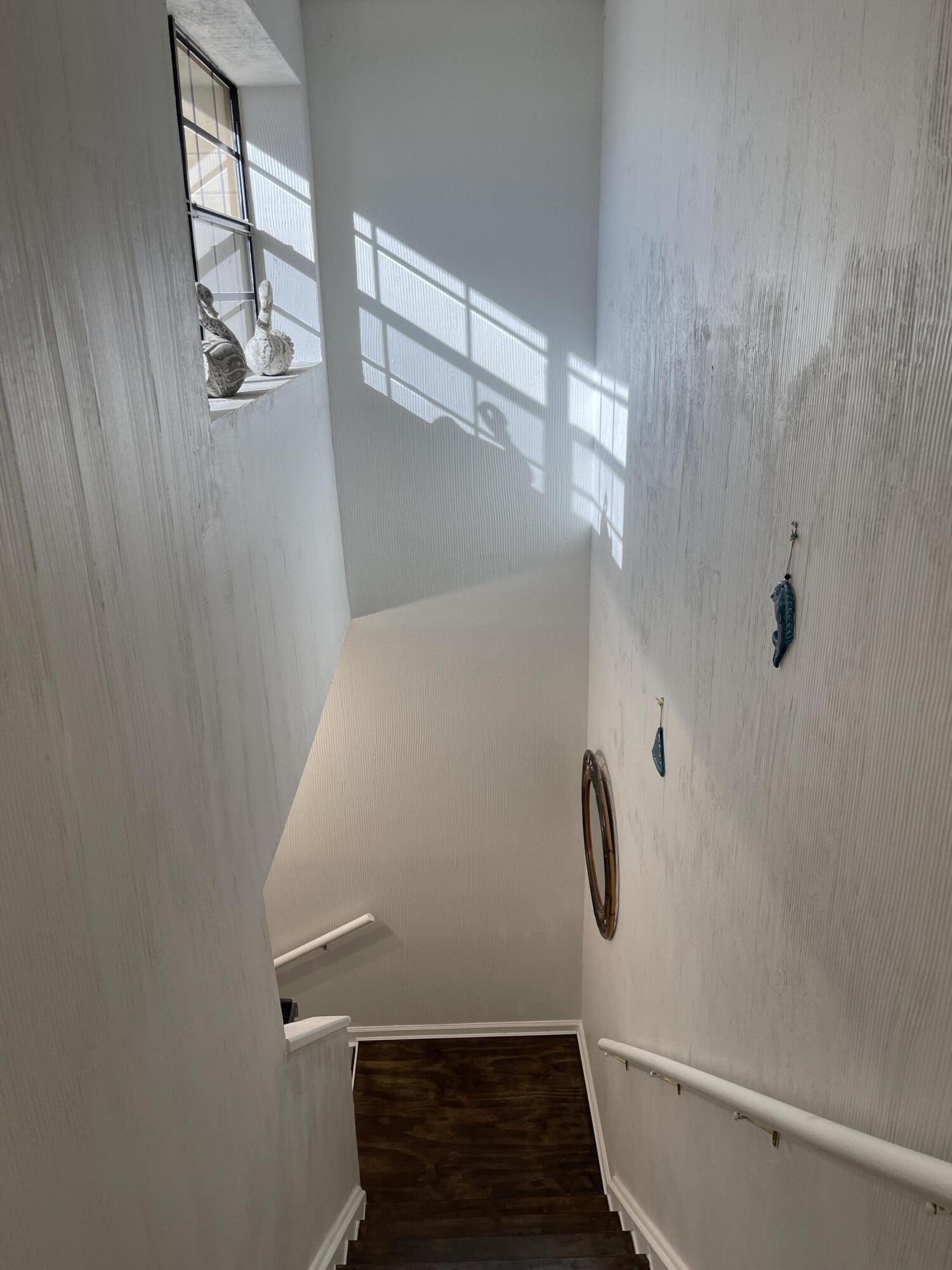6650 Montego Bay #F, Boca Raton FL 33433