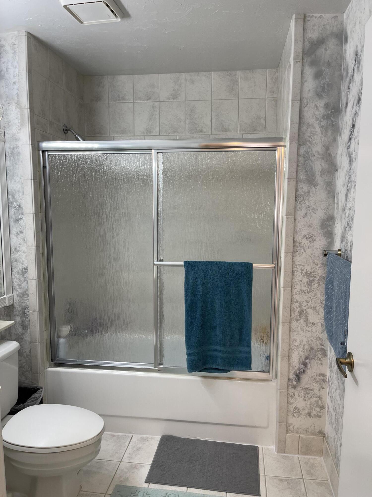 6650 Montego Bay #F, Boca Raton FL 33433