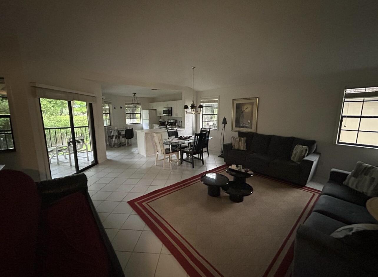 6650 Montego Bay #F, Boca Raton FL 33433
