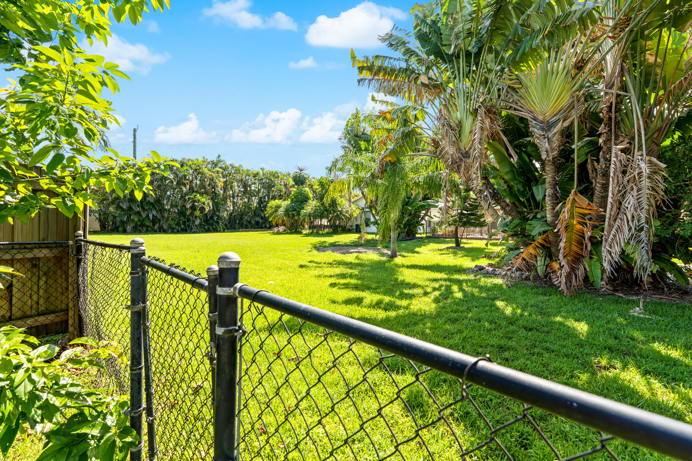 1912 NW 77th, Margate FL 33063