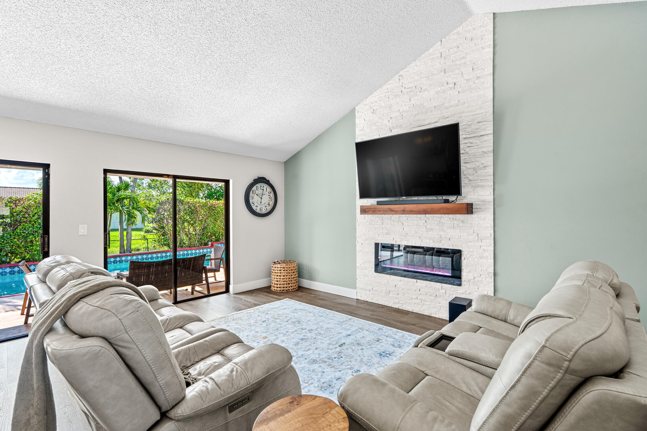1912 NW 77th, Margate FL 33063