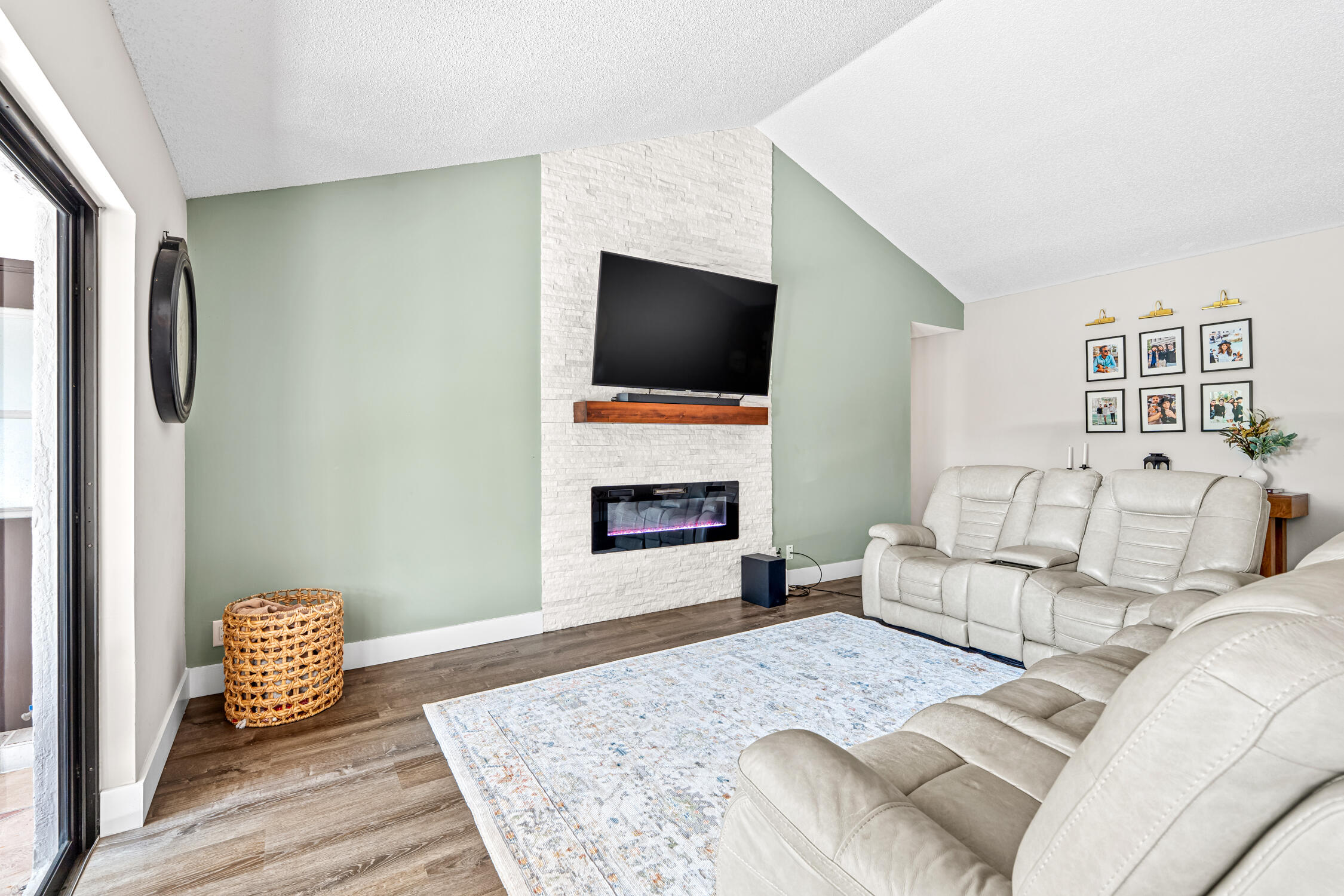 1912 NW 77th, Margate FL 33063
