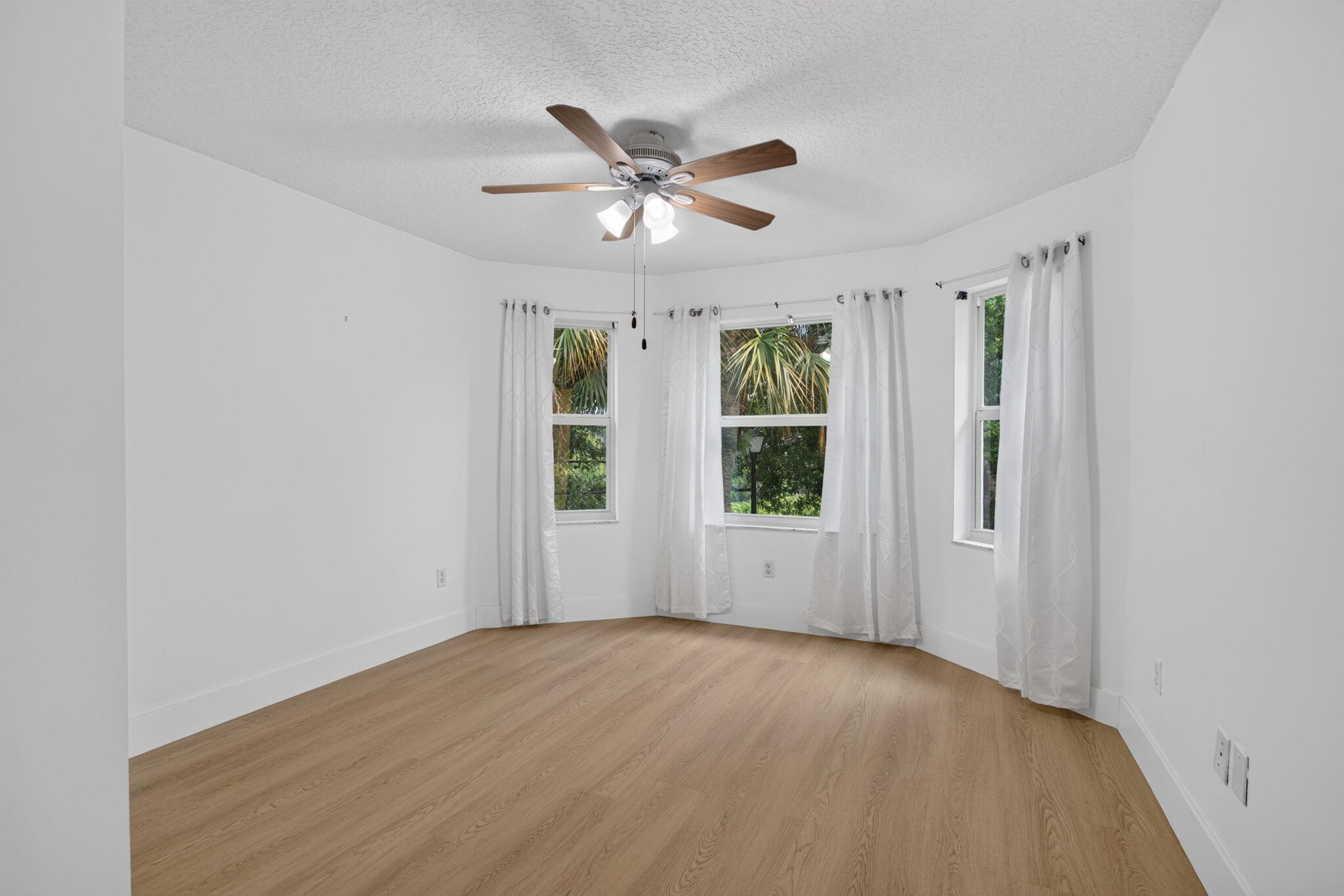 7087 NW 78th, Parkland FL 33067