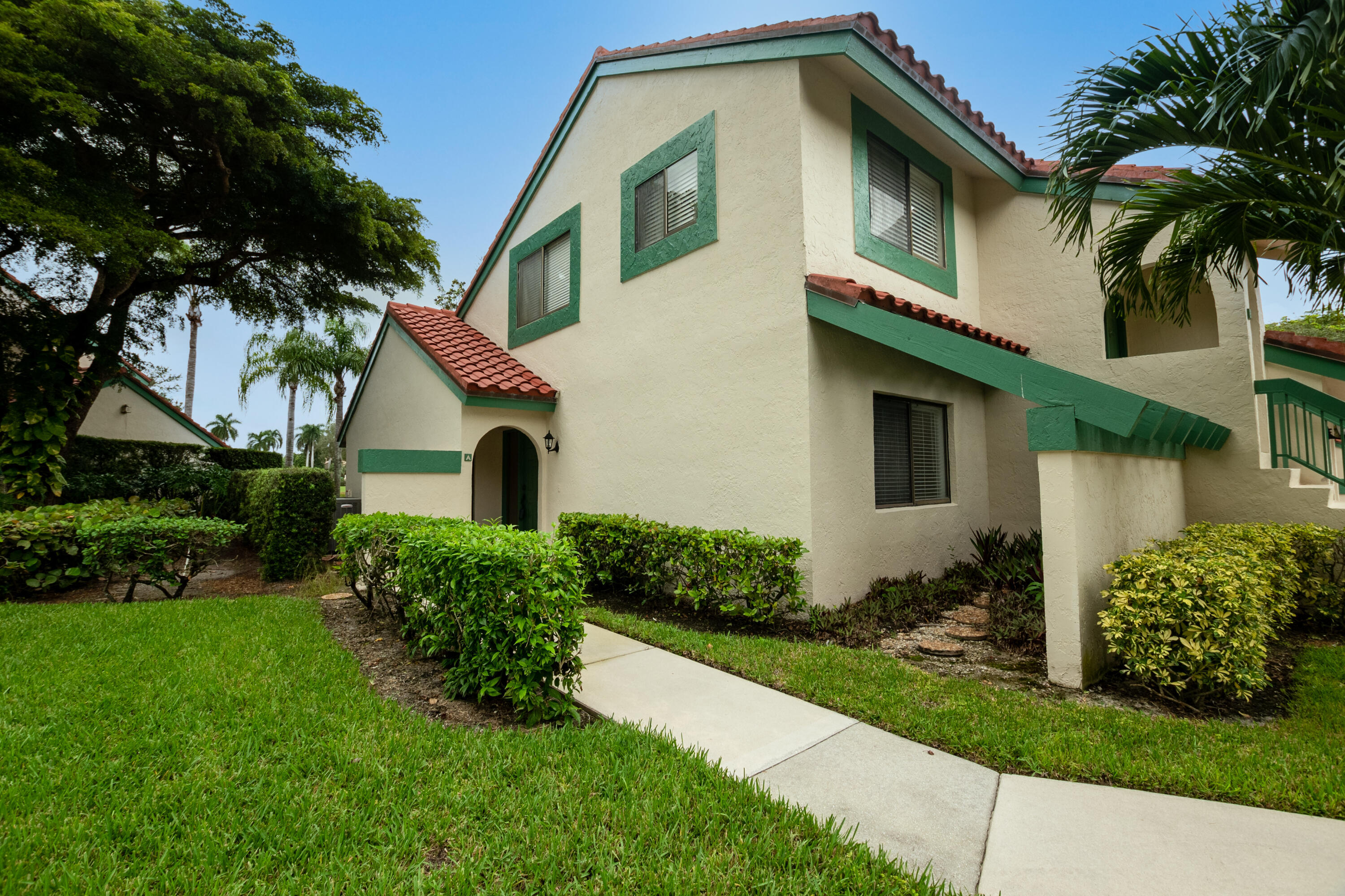 3 Lexington #A, Palm Beach Gardens FL 33418