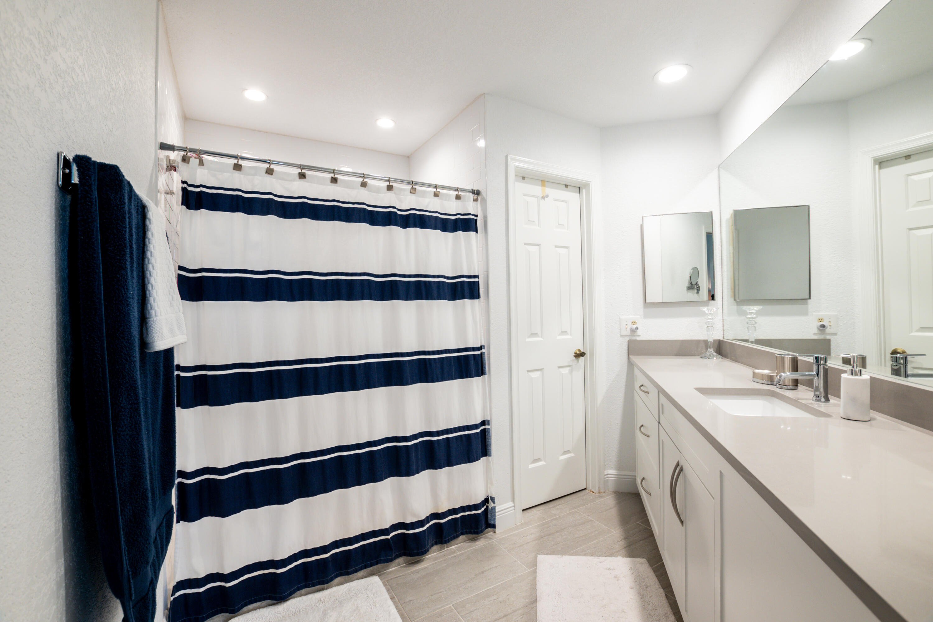 3 Lexington #A, Palm Beach Gardens FL 33418