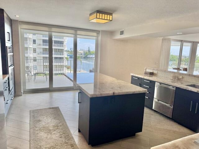 3100 NE 47th #401, Fort Lauderdale FL 33308