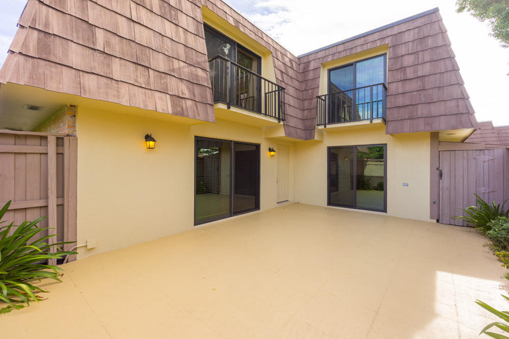818 8th, Palm Beach Gardens FL 33410