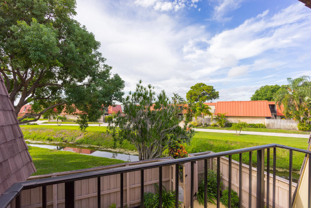 818 8th, Palm Beach Gardens FL 33410