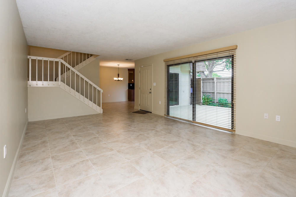 818 8th, Palm Beach Gardens FL 33410