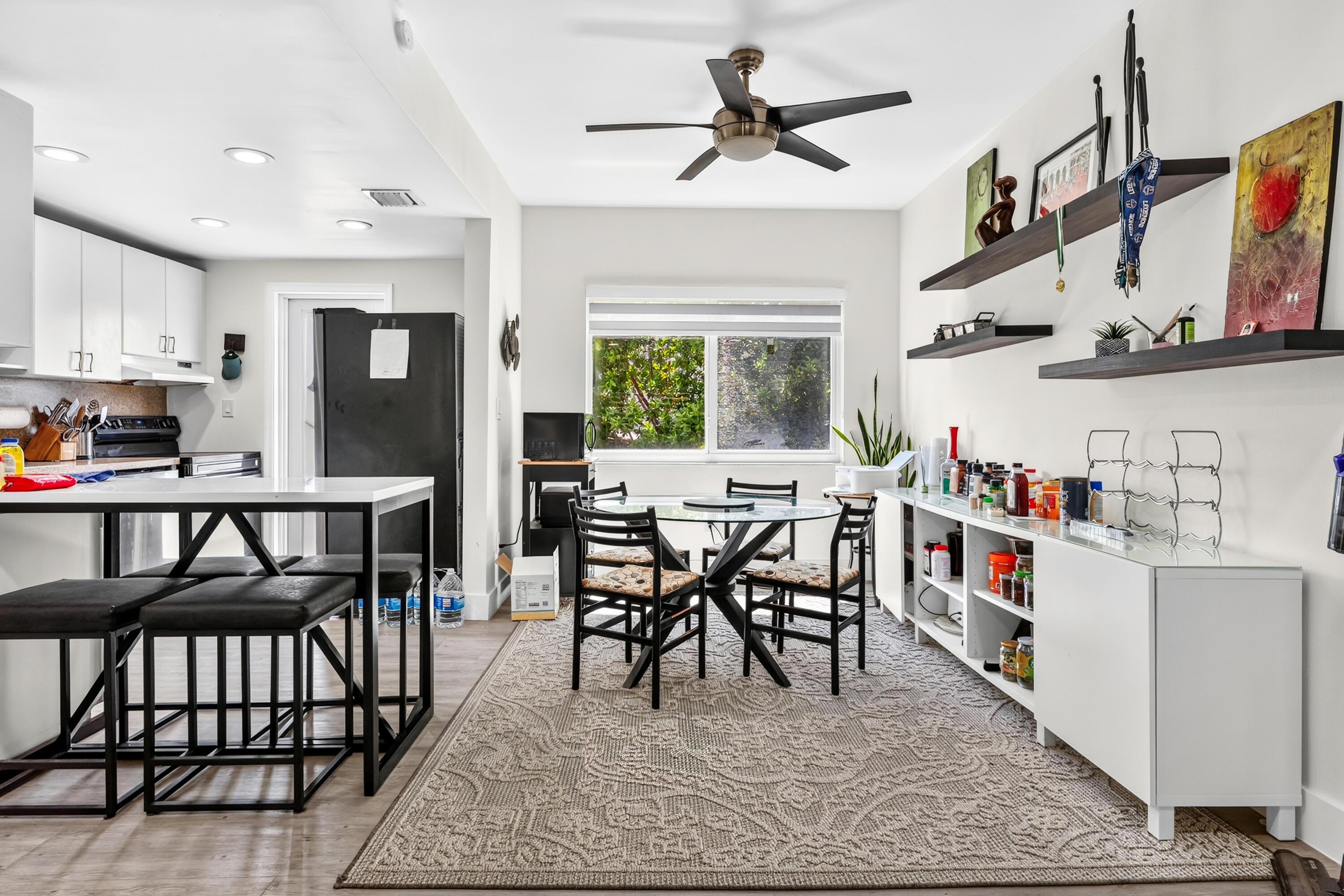 8956 Collins #4, Surfside FL 33154