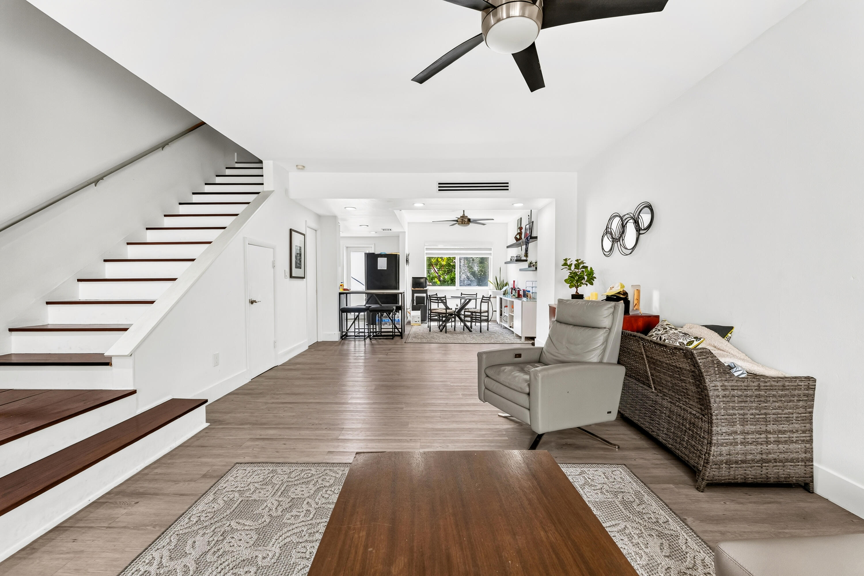 8956 Collins #4, Surfside FL 33154