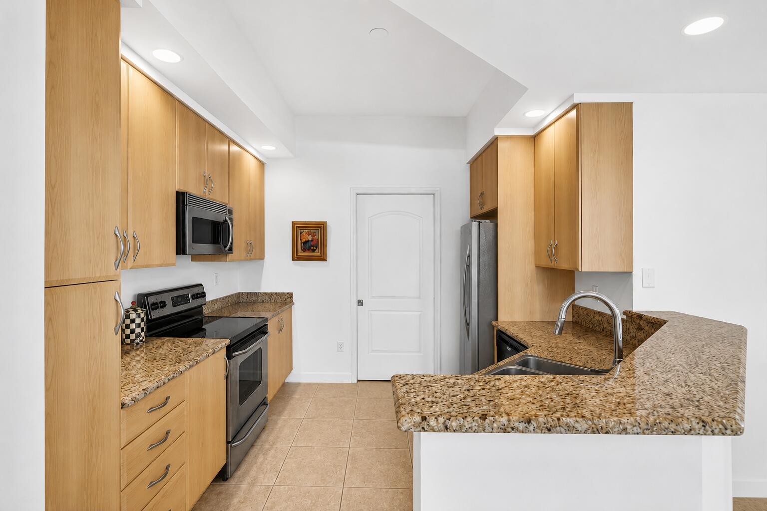 801 S Olive #1119, West Palm Beach FL 33401