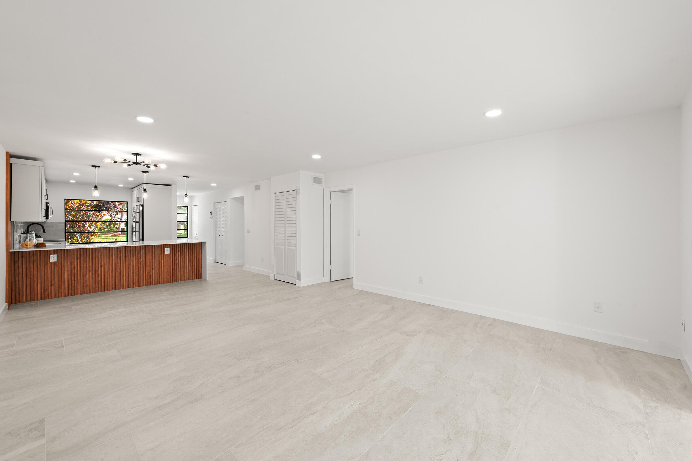 9293 Vista Del Lago #15c, Boca Raton FL 33428