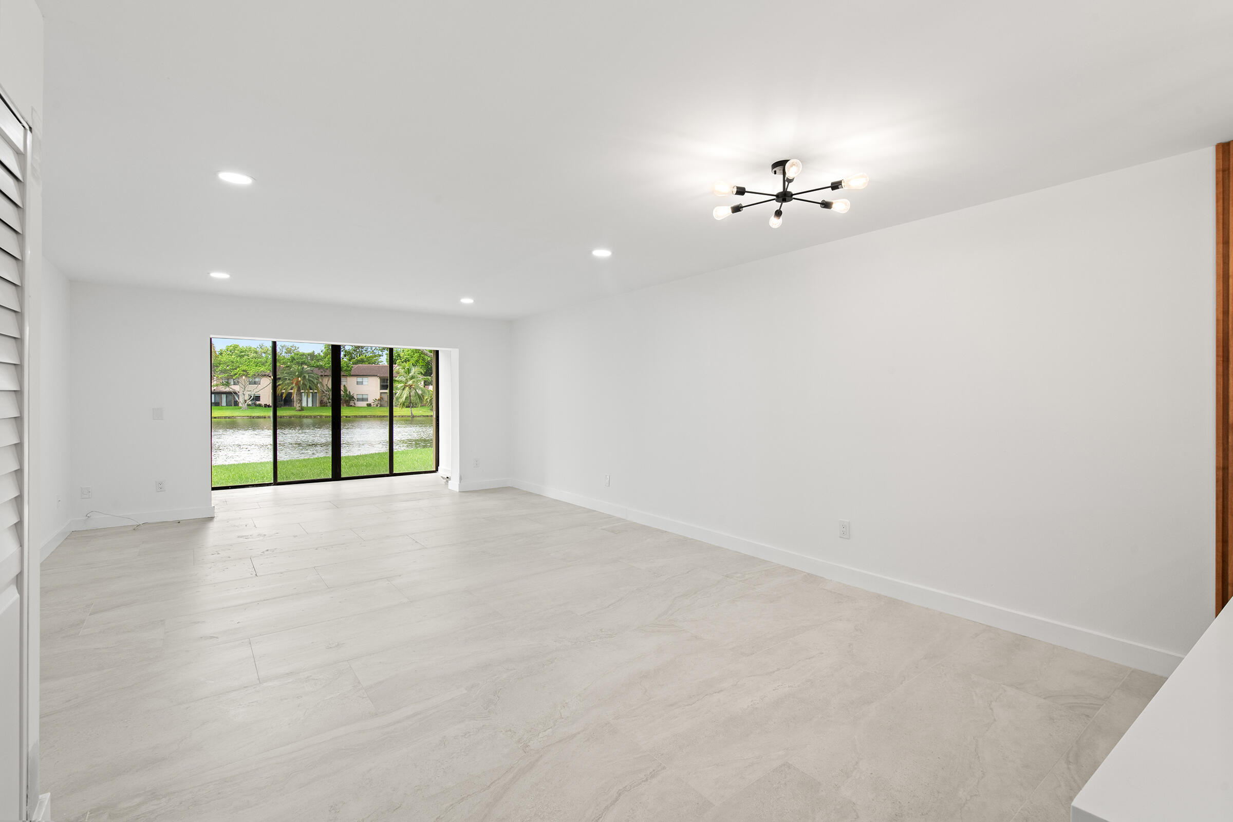 9293 Vista Del Lago #15c, Boca Raton FL 33428