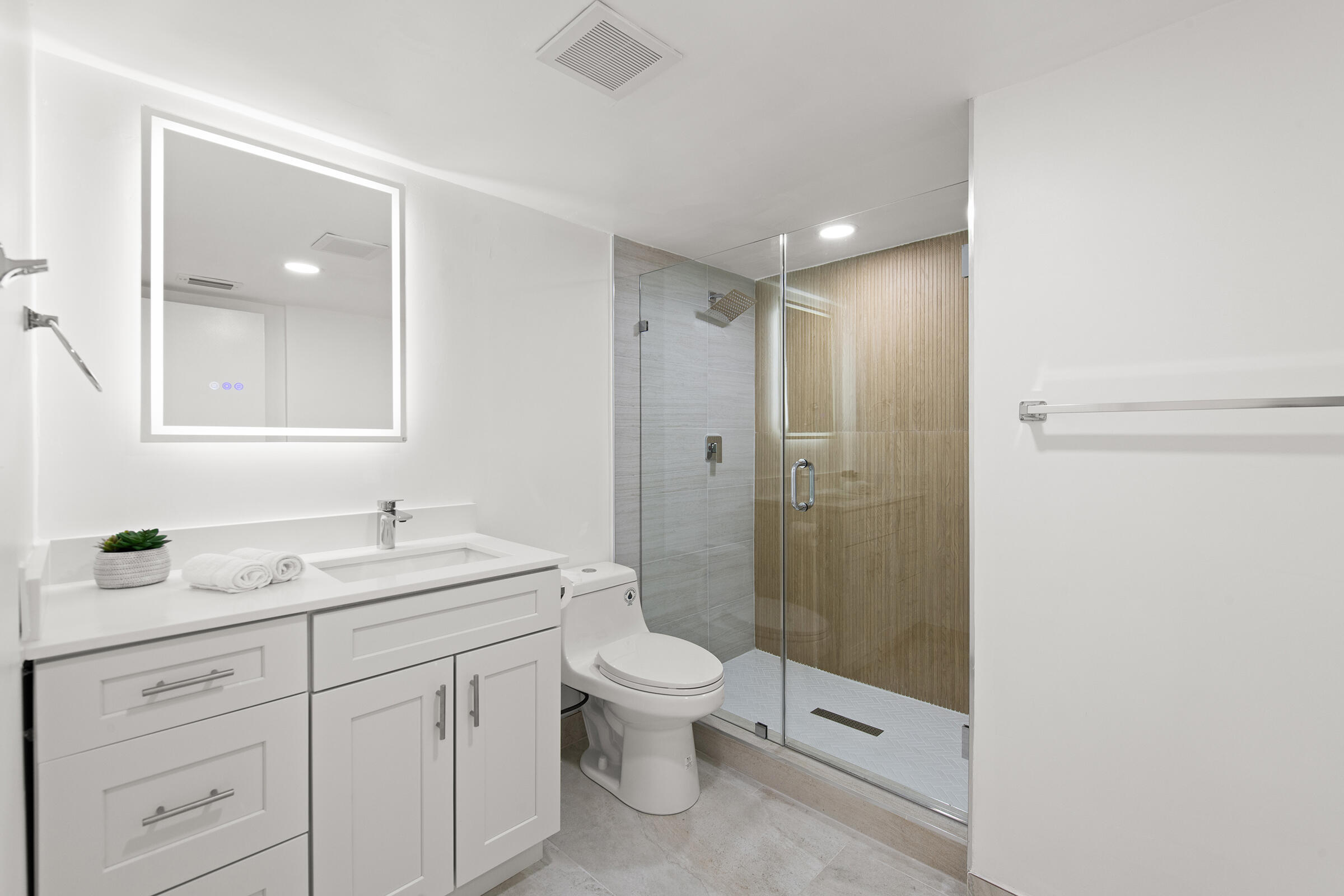 9293 Vista Del Lago #15c, Boca Raton FL 33428