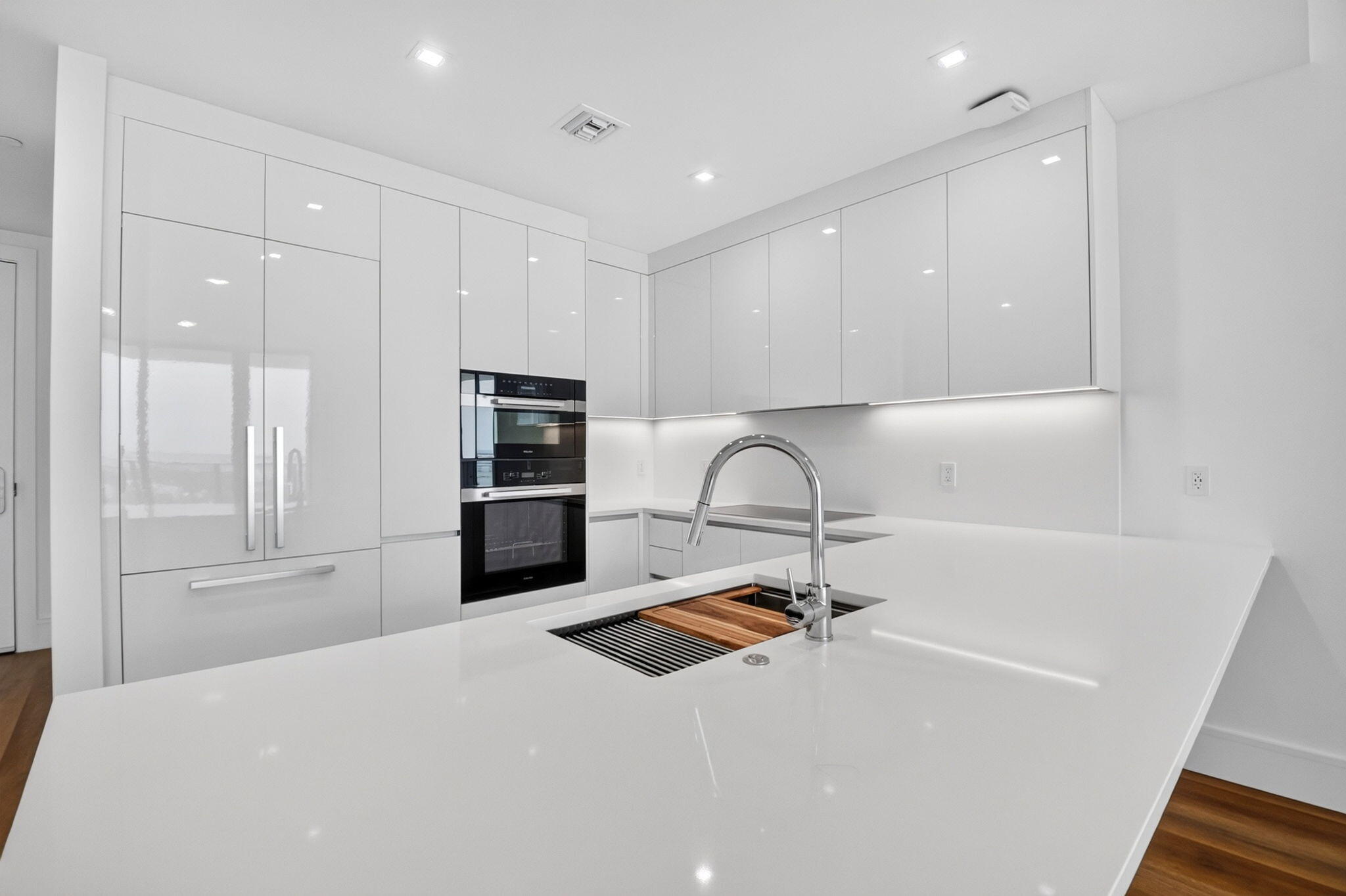 220 Lake Shore #1511, Lake Park FL 33403
