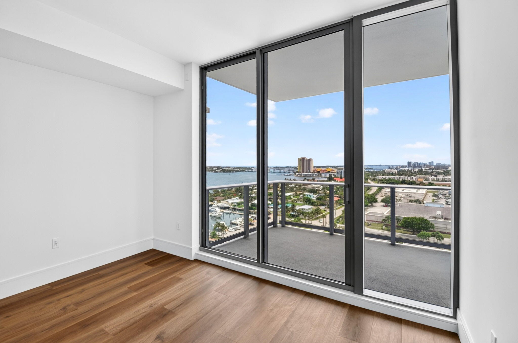 220 Lake Shore #1511, Lake Park FL 33403