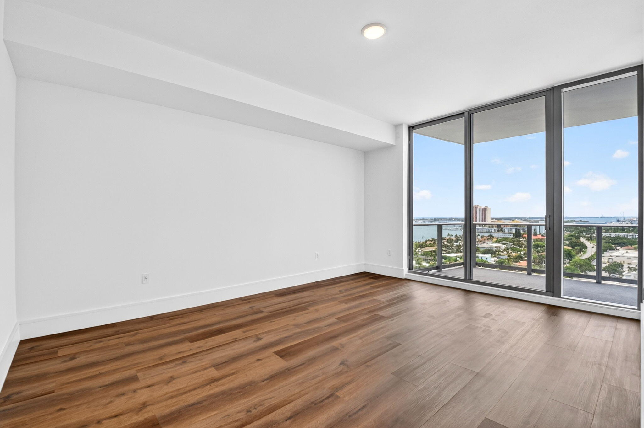 220 Lake Shore #1511, Lake Park FL 33403