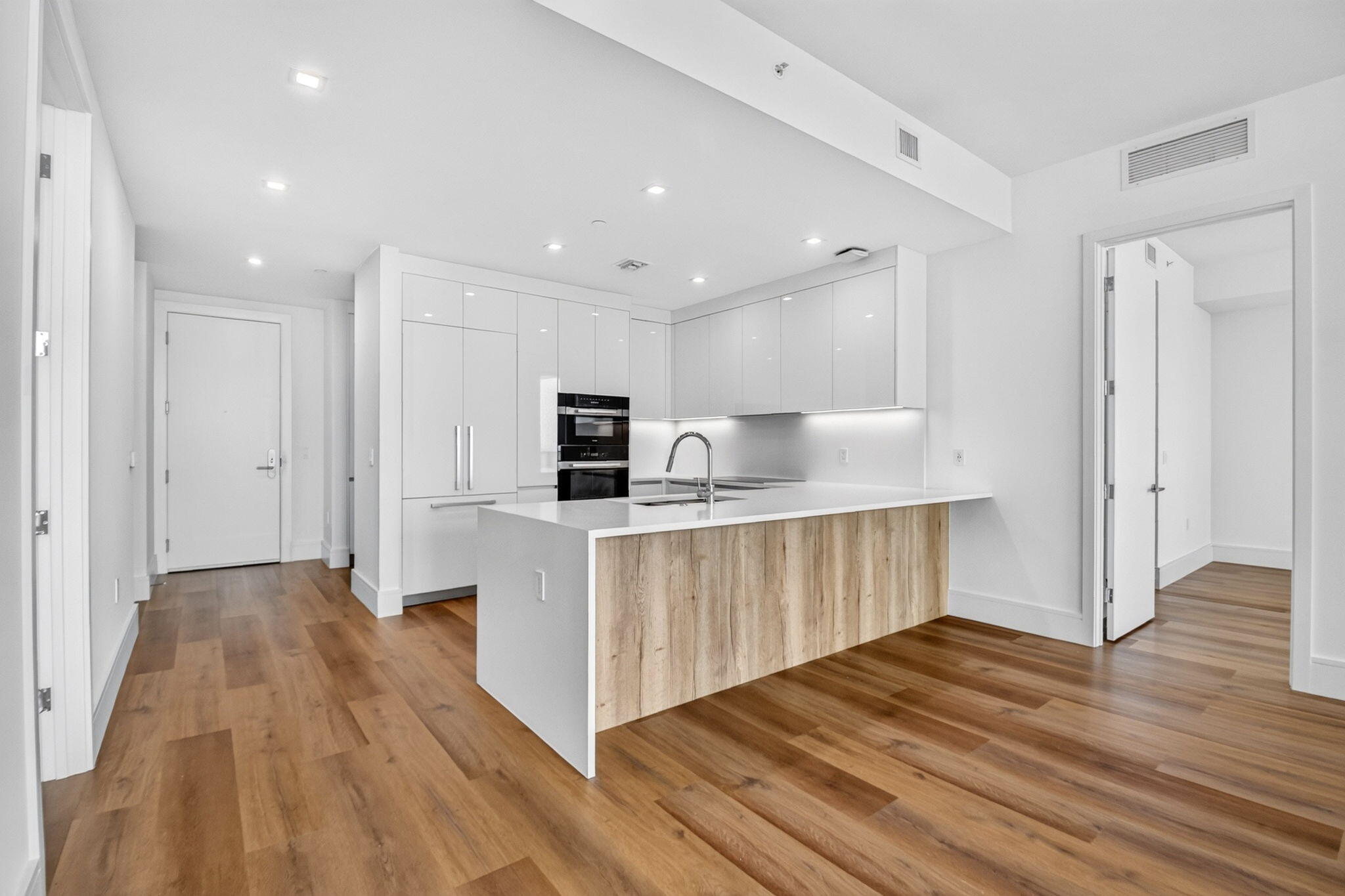220 Lake Shore #1511, Lake Park FL 33403