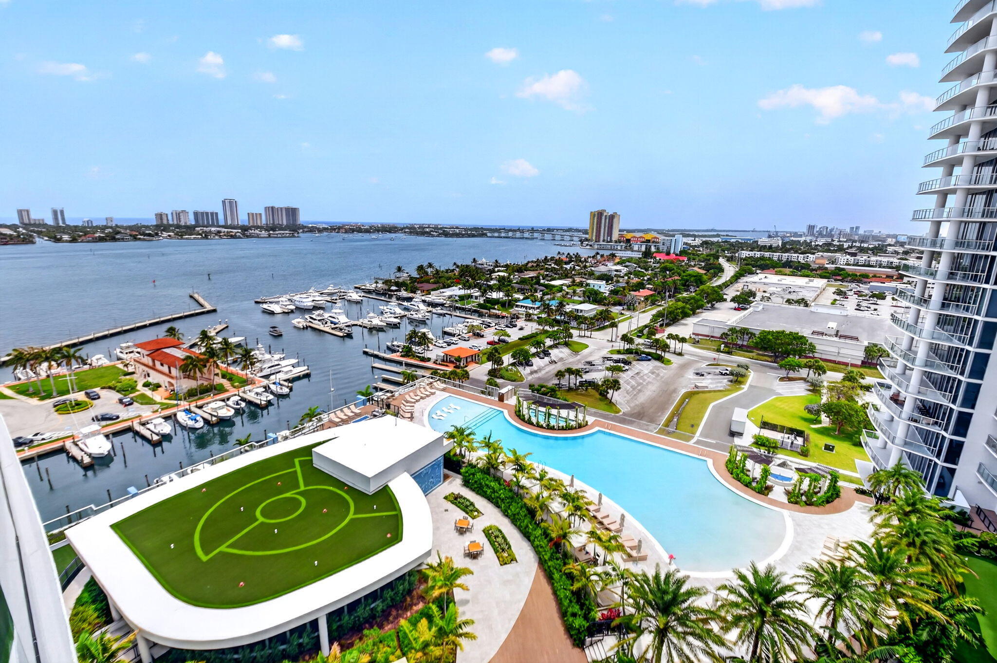 220 Lake Shore #1511, Lake Park FL 33403