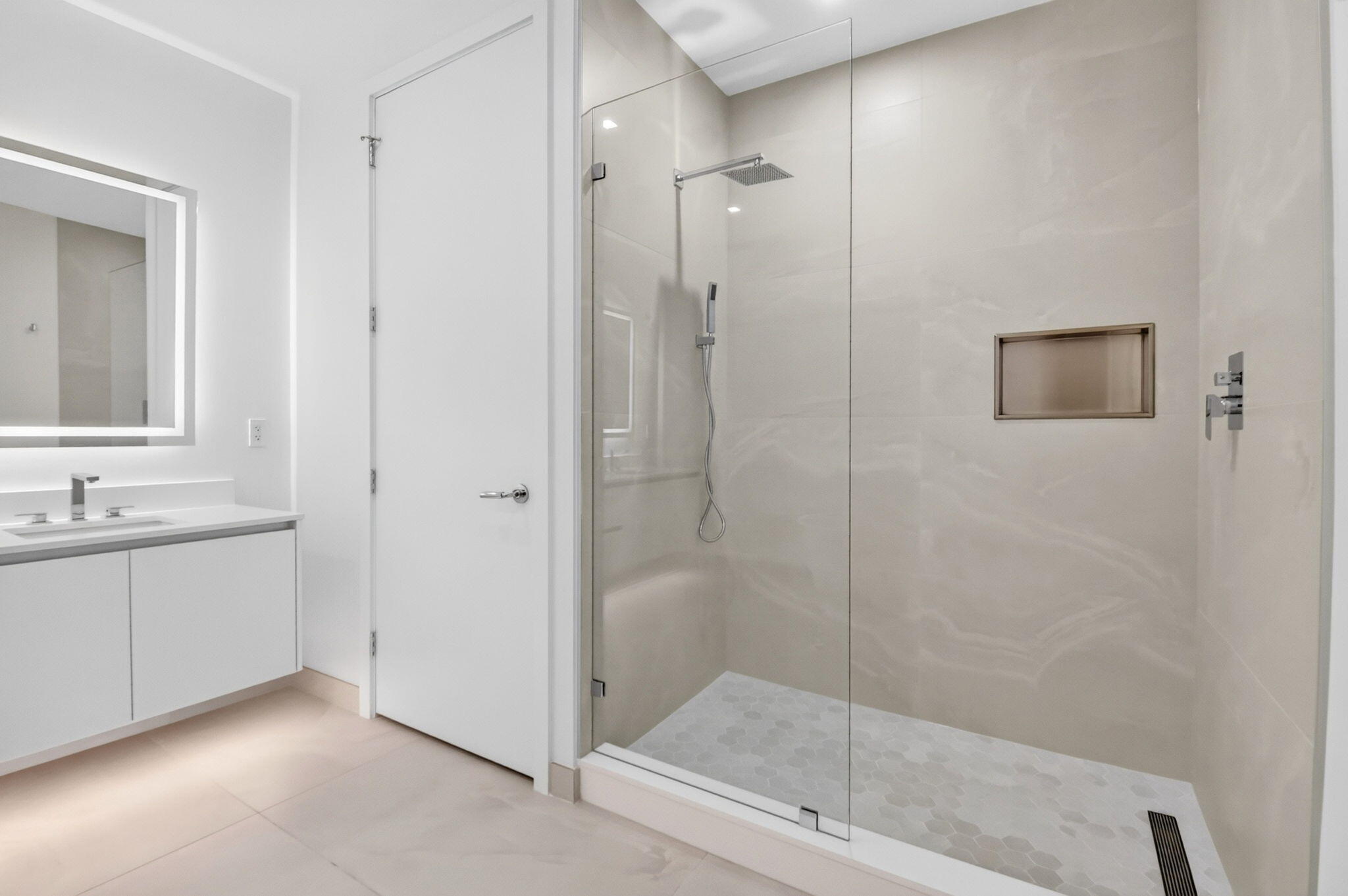 220 Lake Shore #1511, Lake Park FL 33403
