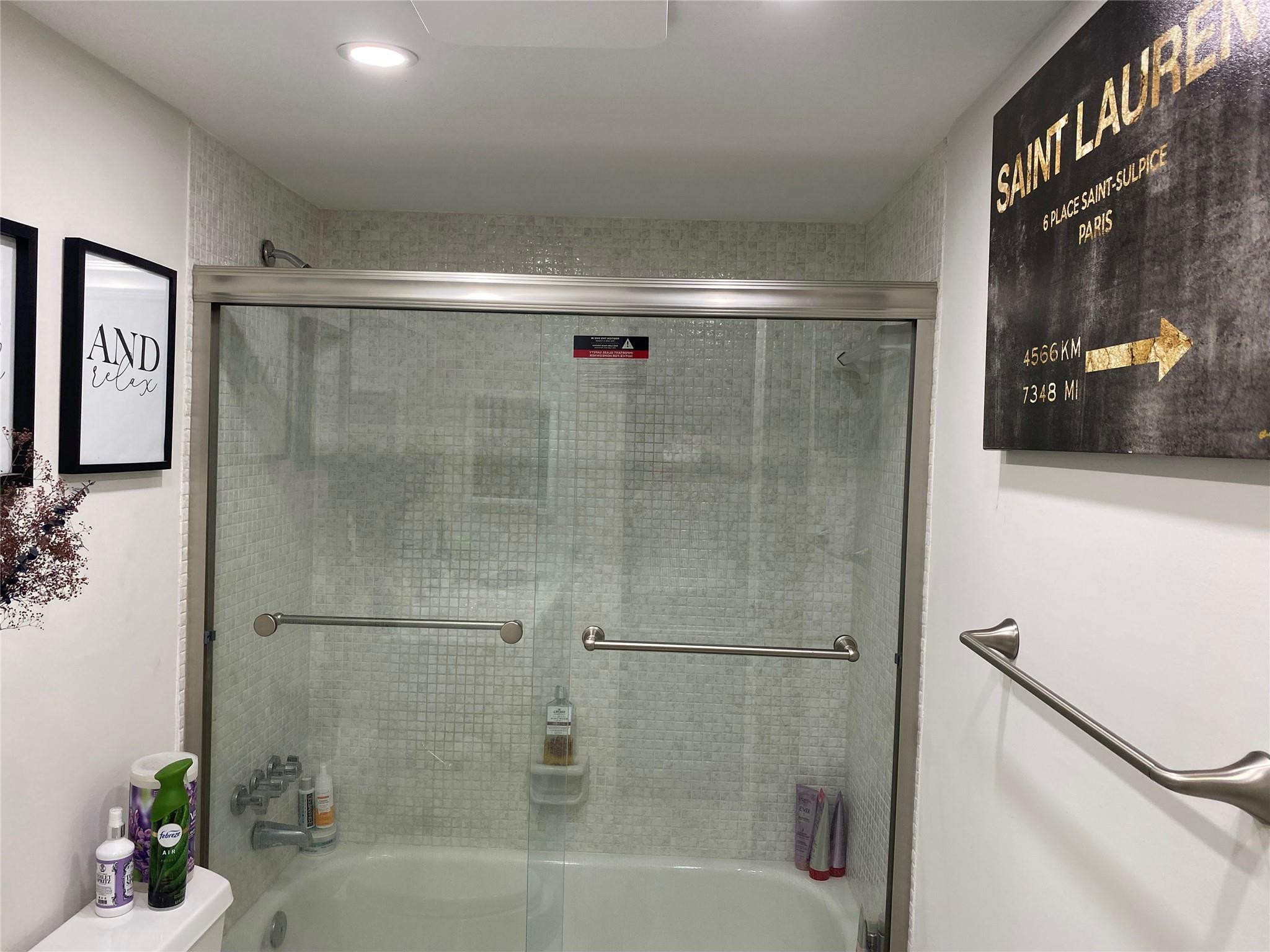 3031 NE 51st #305w, Fort Lauderdale FL 33308