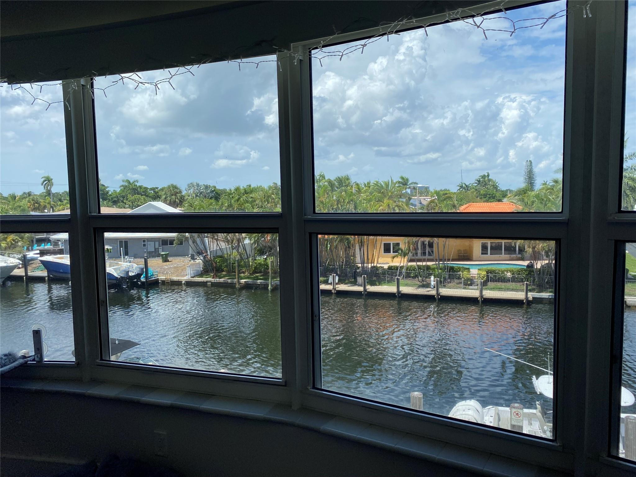 3031 NE 51st #305w, Fort Lauderdale FL 33308