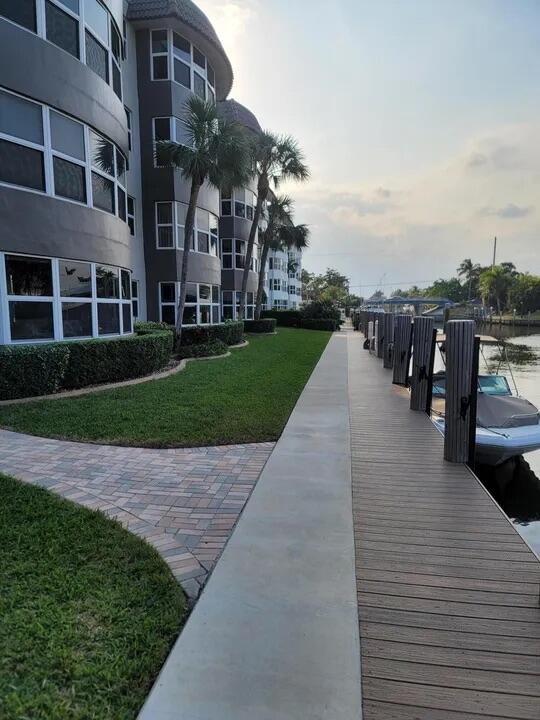 3031 NE 51st #305w, Fort Lauderdale FL 33308