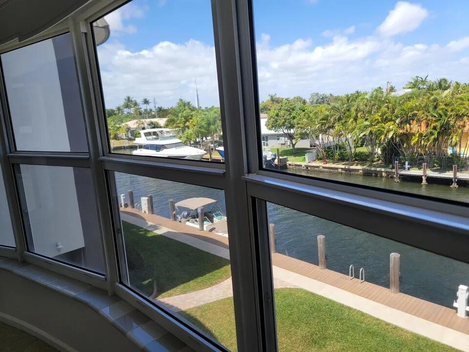 3031 NE 51st #305w, Fort Lauderdale FL 33308
