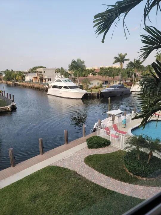 3031 NE 51st #305w, Fort Lauderdale FL 33308