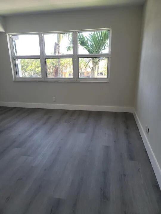 3031 NE 51st #305w, Fort Lauderdale FL 33308