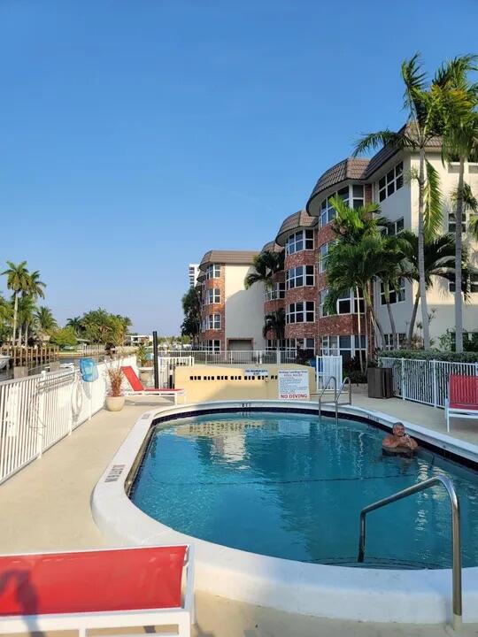 3031 NE 51st #305w, Fort Lauderdale FL 33308