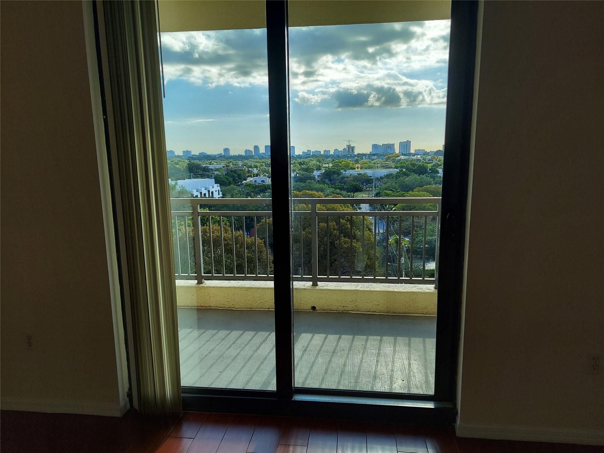 110 N Federal #818, Fort Lauderdale FL 33301