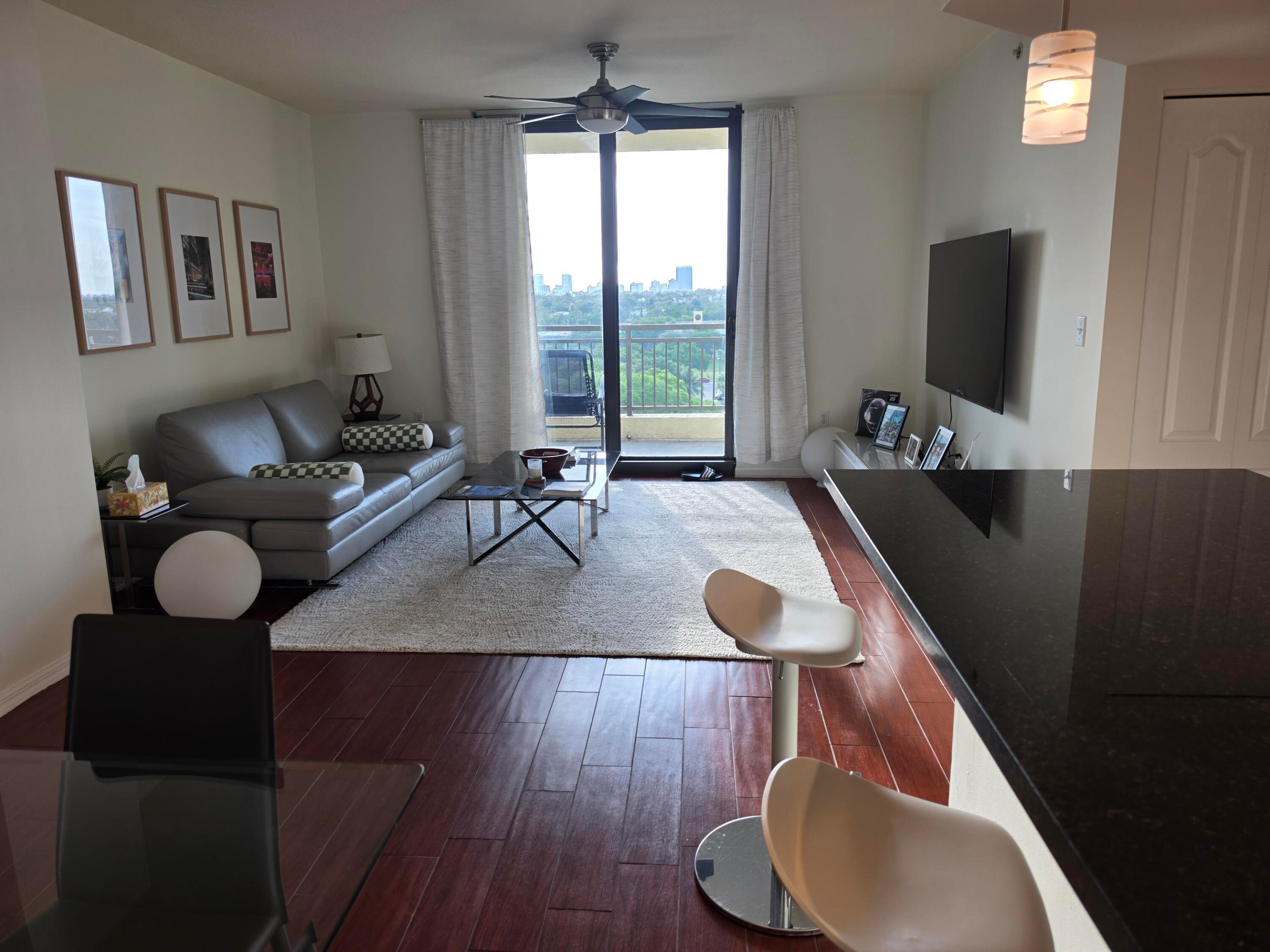 110 N Federal #818, Fort Lauderdale FL 33301